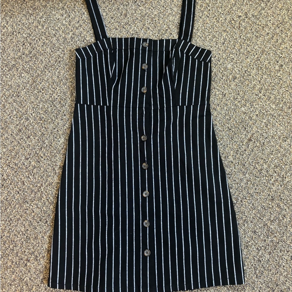 Hollister Black and White Sleeveless Sundress